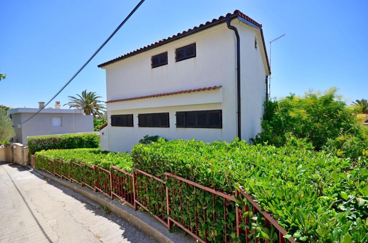 Apartment Dubravka Banjol ภายนอก รูปภาพ
